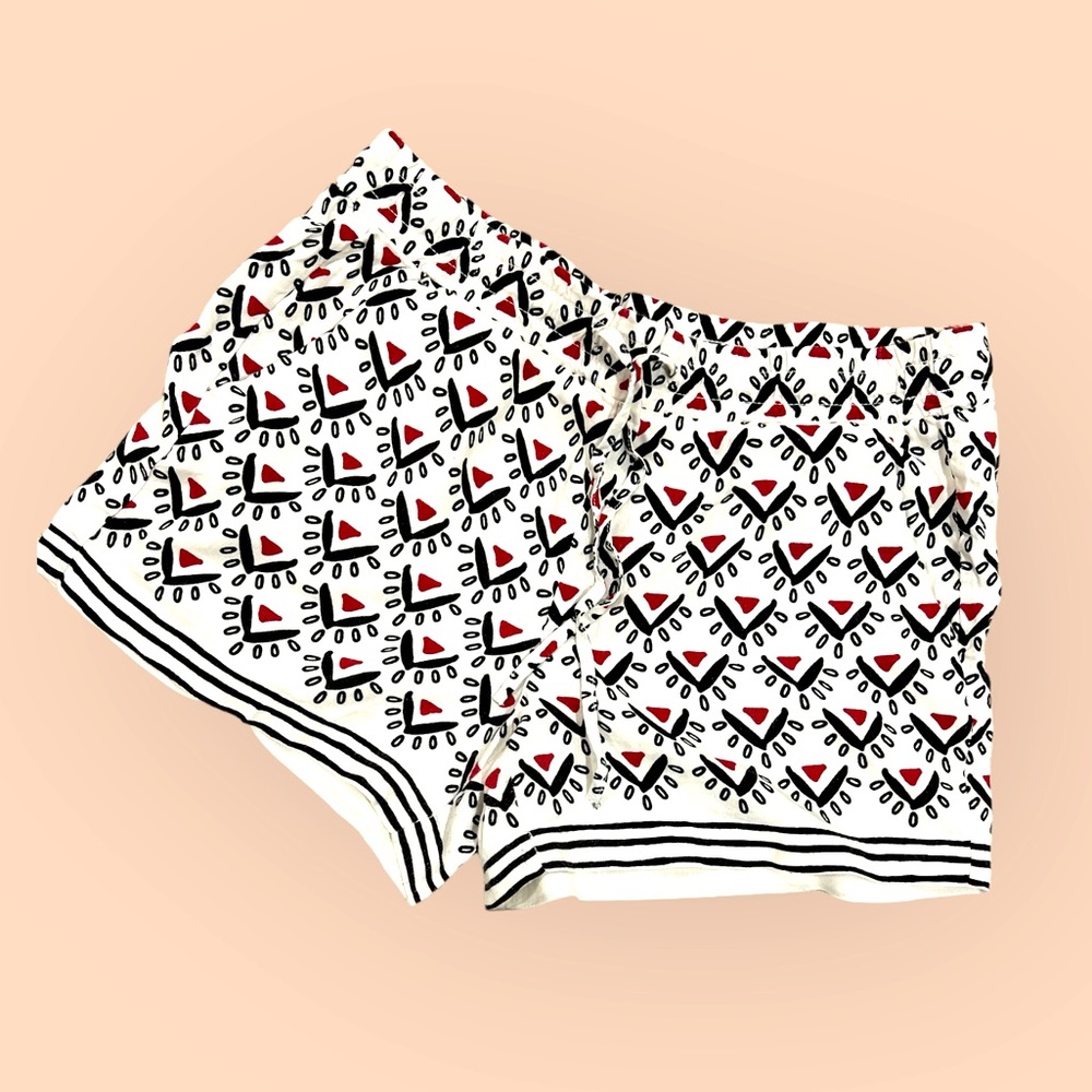 Loft, Lightweight Shorts, Southwestern Fiesta Print, Pockets 
Size: M| LOFT‎